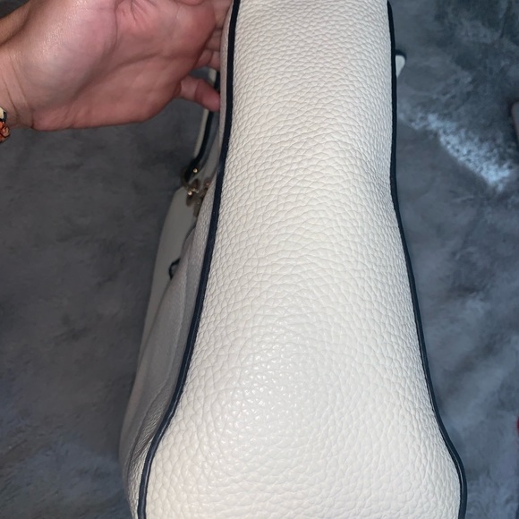 White & Gold Rhinestone Bag - Picture 9 of 13